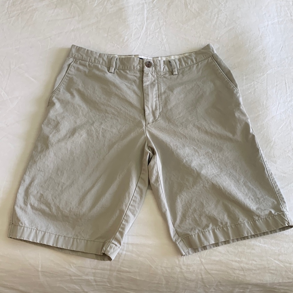 Mens Khaki walking shorts